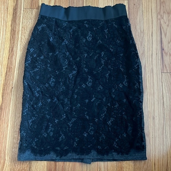 Dolce & Gabbana Dresses & Skirts - DOLCE & GABBANA LACE PENCIL SKIRT 40